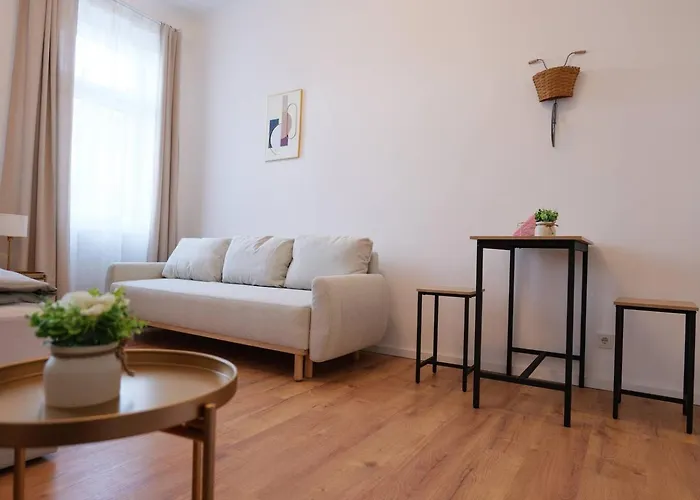 2ac Urban Harmony Cozy Near Metro